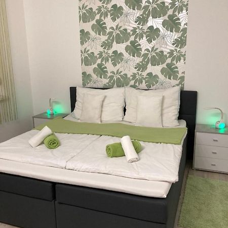 Frezia Apartman Makó エクステリア 写真